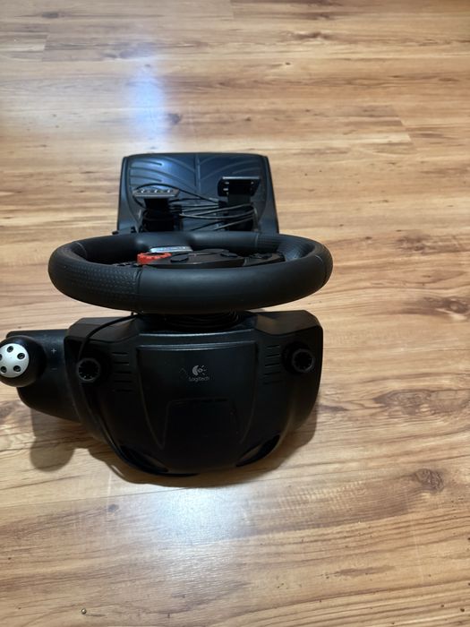 Logitech driving force gt