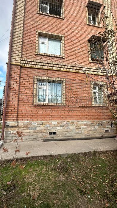 2 xonali Uy sotiladi o'zimniki sergeli 7a yangi hayot tumani