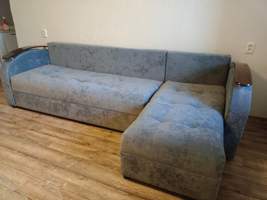 Перетяжка мебели