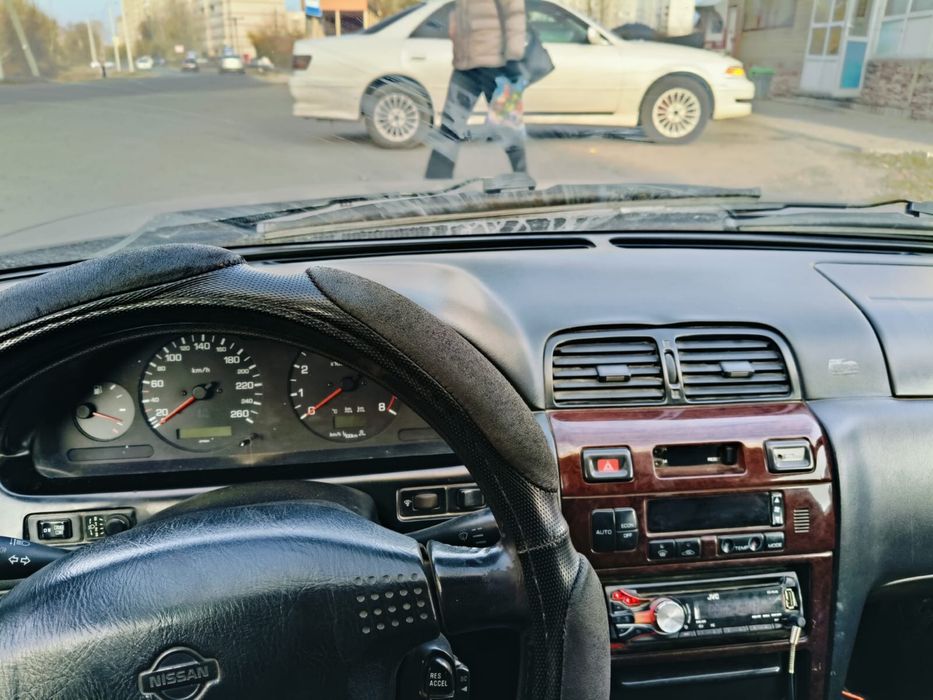 Максима машина ниссан