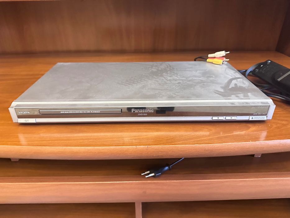DVD проигрыватель Panasonic в отличном состоянии продаю