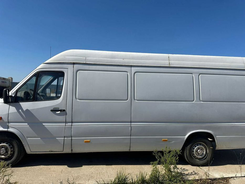 Mercedes sprinter 2,7 trei panouri