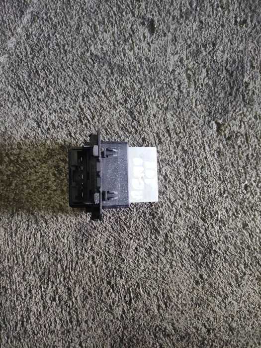 Реостат за парно за Пежо 208