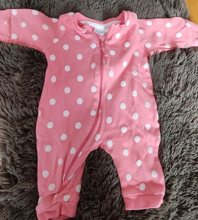 Лот бебешки дрехи