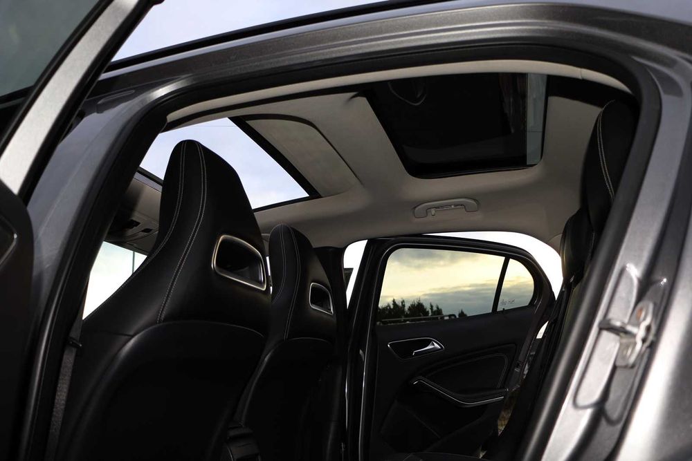 Mercedes Benz GLA 4matic AMG | Rate Auto Fara Avans