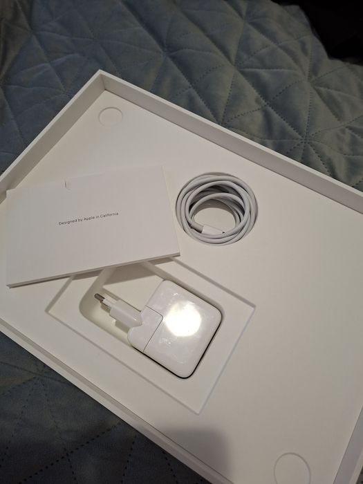 MacBook air 13'3 inch, M1 chip, 2020