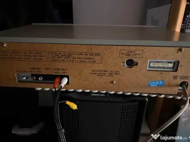 Vând deck casetă Akai CS-F11 – servisat mecanic, stare buna