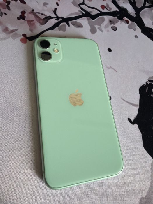 IPhone 11 / 128 gb
