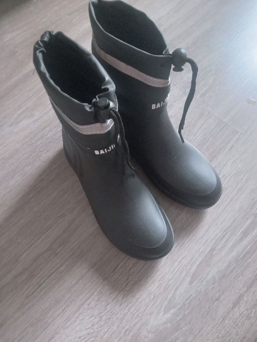 Резиновые сапоги теплые или обмен!