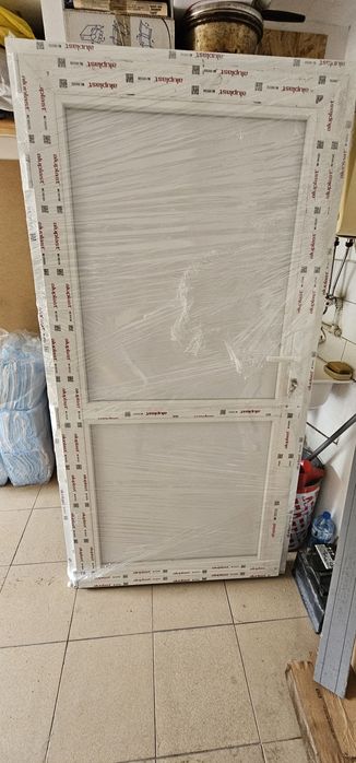 Външна вратаПВС нова