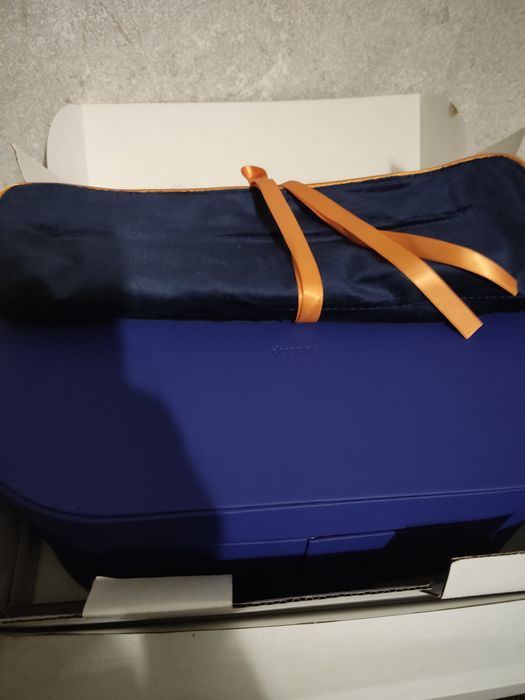 Продам фен Dyson