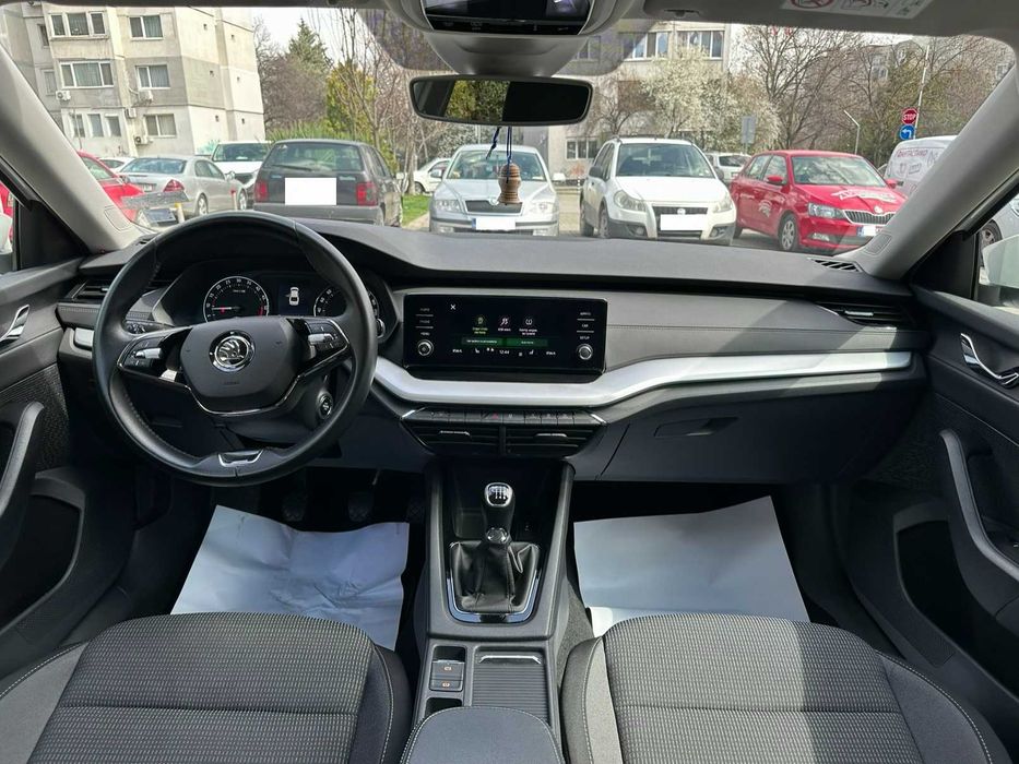 Skoda Octavia Business, напълно обслужена