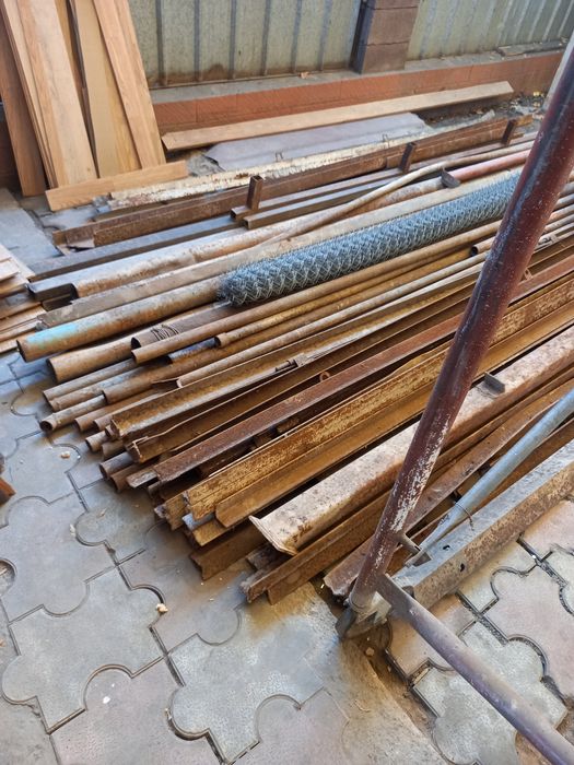 ЛДСП И   металл разные