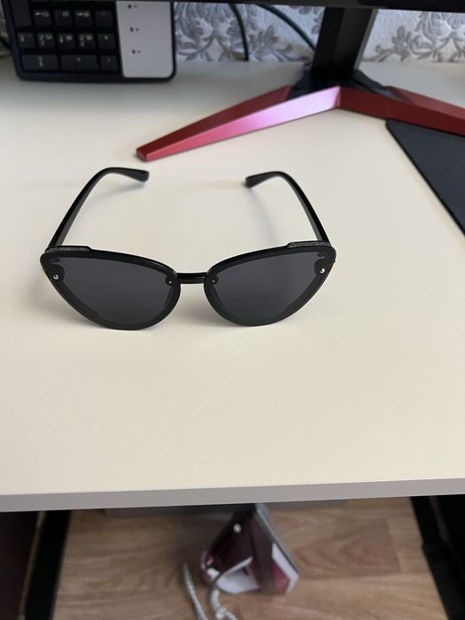 Продам очки женские