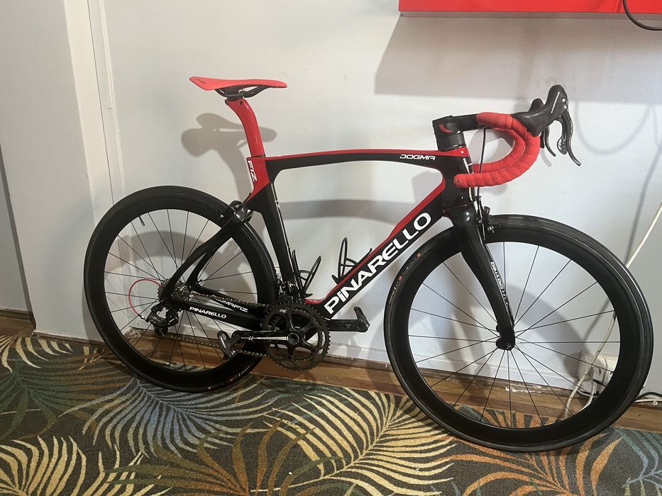 Vind Pinarello F12 si F - echipare Campagnolo Super Record 11v - roti Prolite