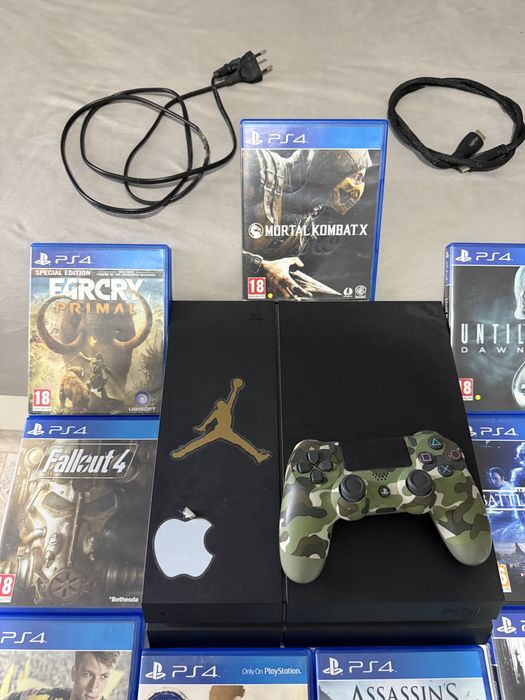 playstation 4  cu 13 jocuri