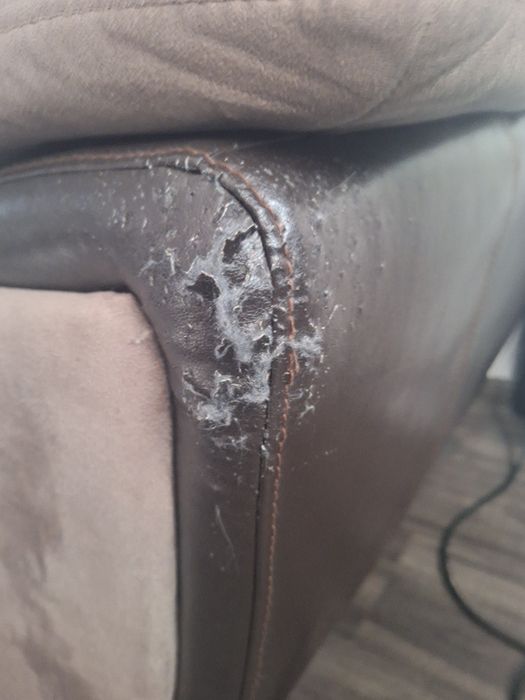 Голям диван за хол