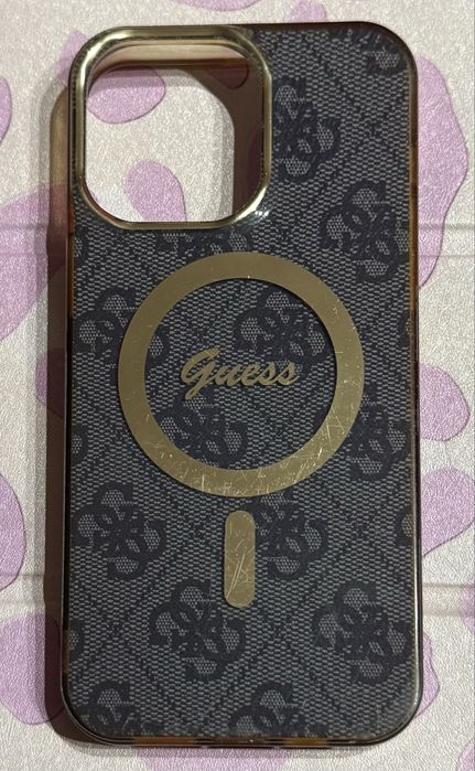 3 броя калъфи Guess за iPhone 14 Pro Max