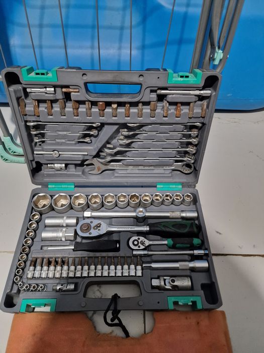 Продам набор инструментов