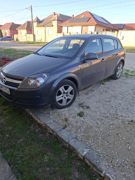 Opel Astra H  2012