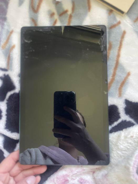 Продам планшеты нерабочие и новый дисплей