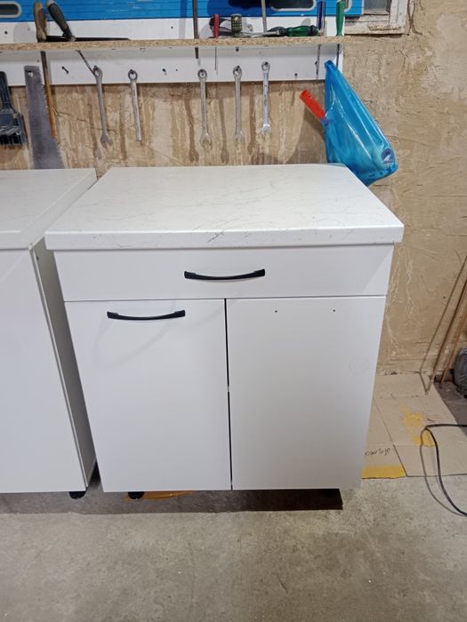 Продам кухонные шкафы