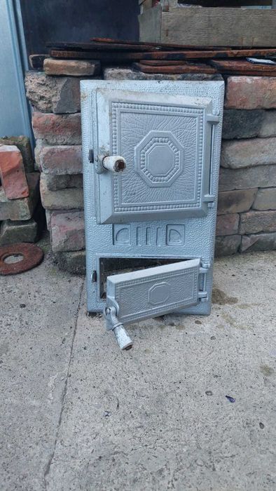 usă pentru sobă- 150 lei bucata, ultimele 2 buc
