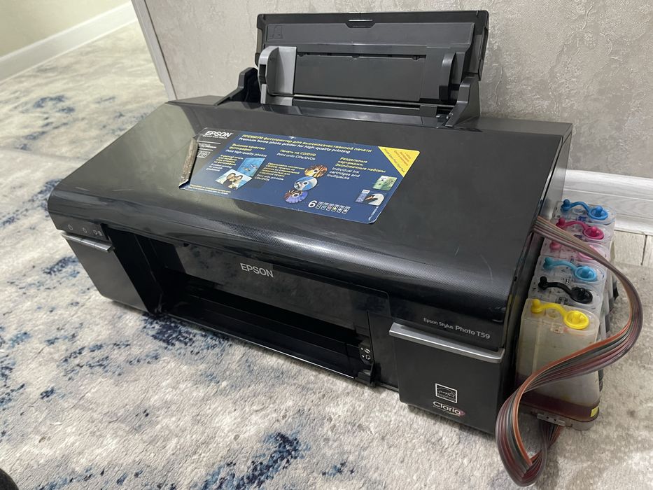 Продам цветной принтер Epson T50