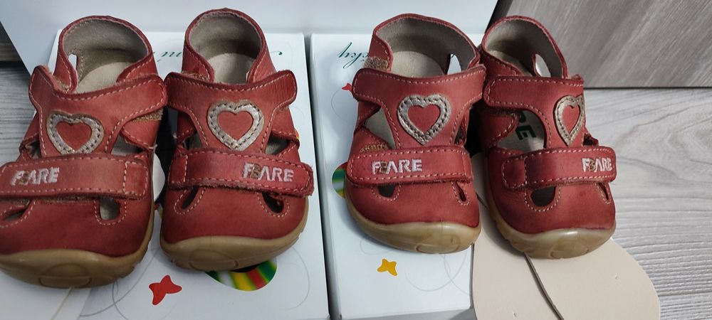Два чифта детски боси сандали Fare номер 19