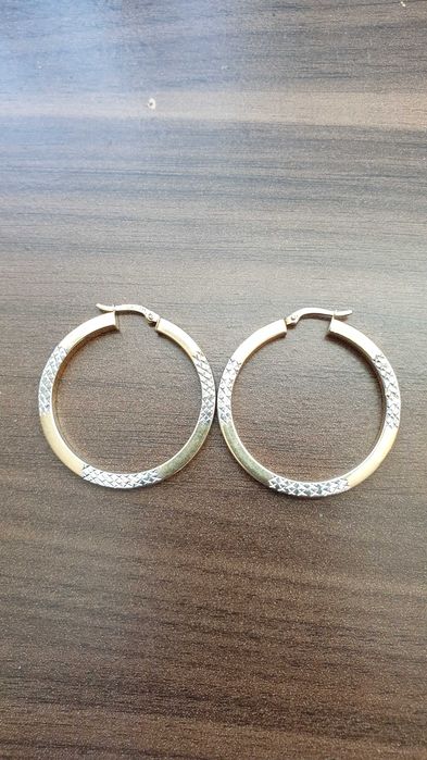 Продавам златни обеци 14к проба 585