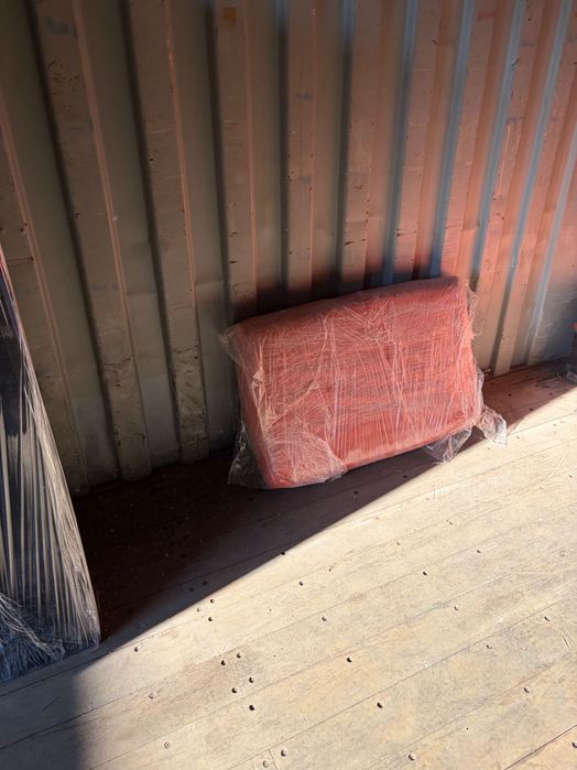 Ъглов диван употревяван