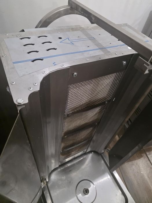 Дюнер машина с четири пити,долен мотор почти не използвана.