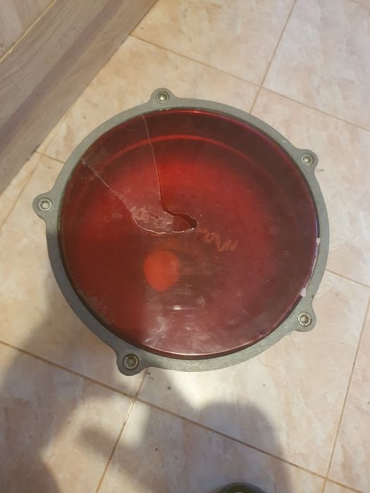 Tarabana din metal defecta