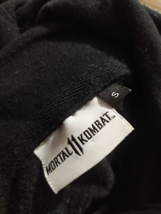 Продаются вещи для подростков