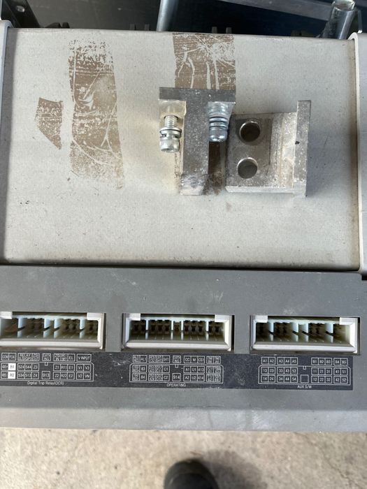 Воздушный выключатель 800А выкатной