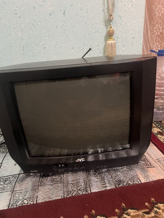 Televizor sotiladi pulini keliwamz