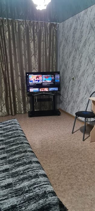 2 ком.6мкр. 2 этаж.Неугловая