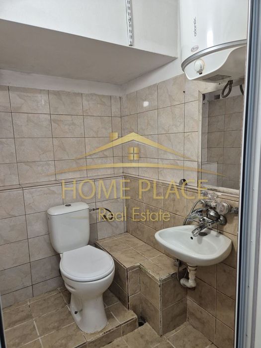 Партерен магазин в Цветен квартал