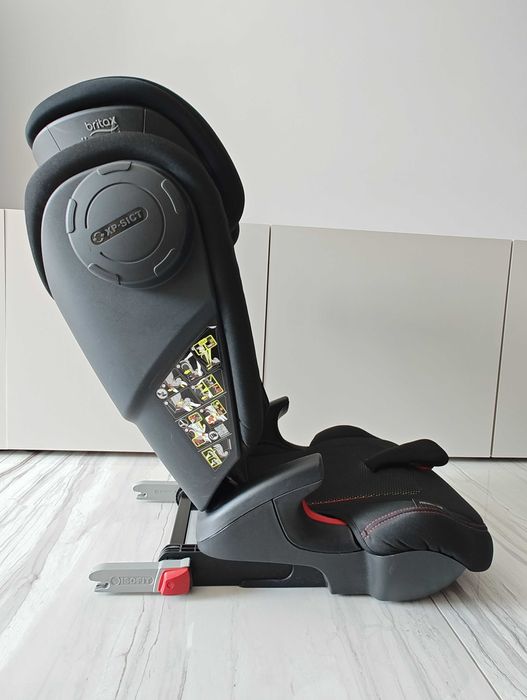 Britax Romer Kidfix III - детски стол за кола със подложка