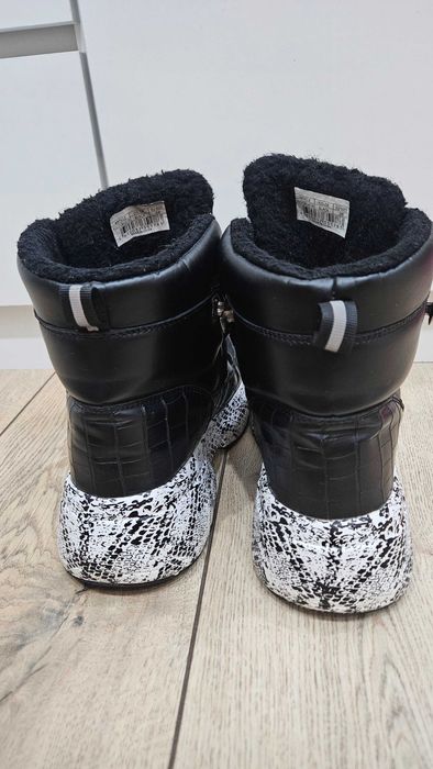 Зимние ботинки для девочки