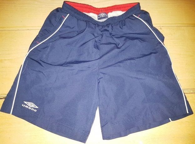 Pantaloni scurti originali Umbro S-M (2 modele)