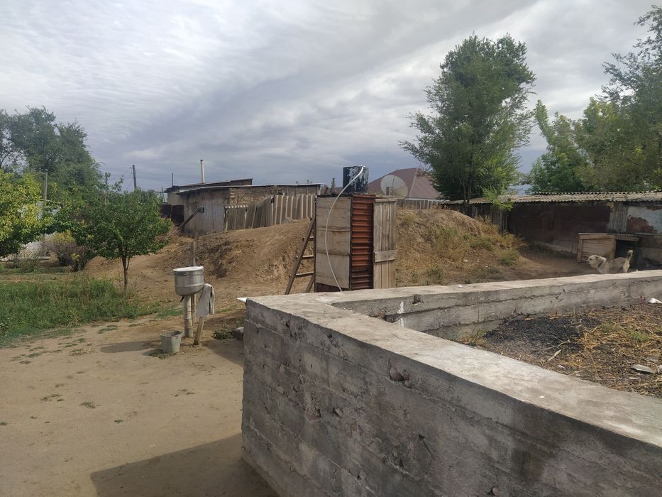 Продам срочно дом рядом базаром центр