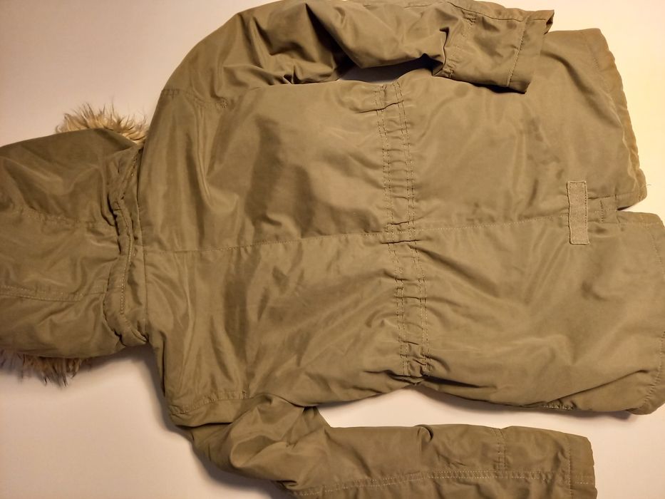 Зелено яке тип парка H&M 146см