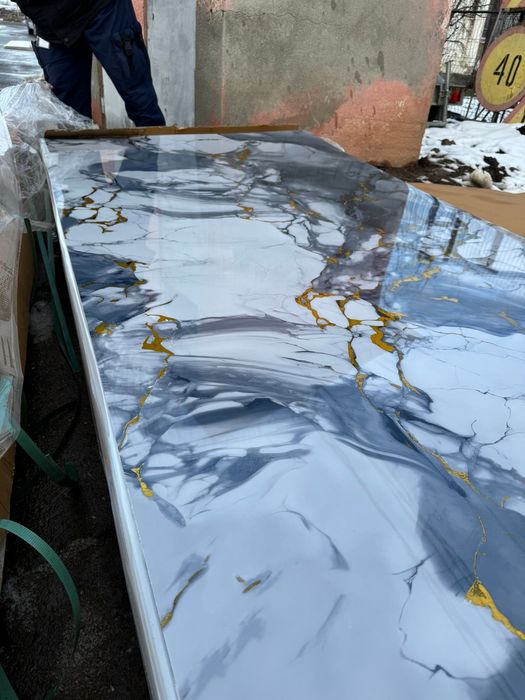 Placi decorative din  PVC aspect marmura.