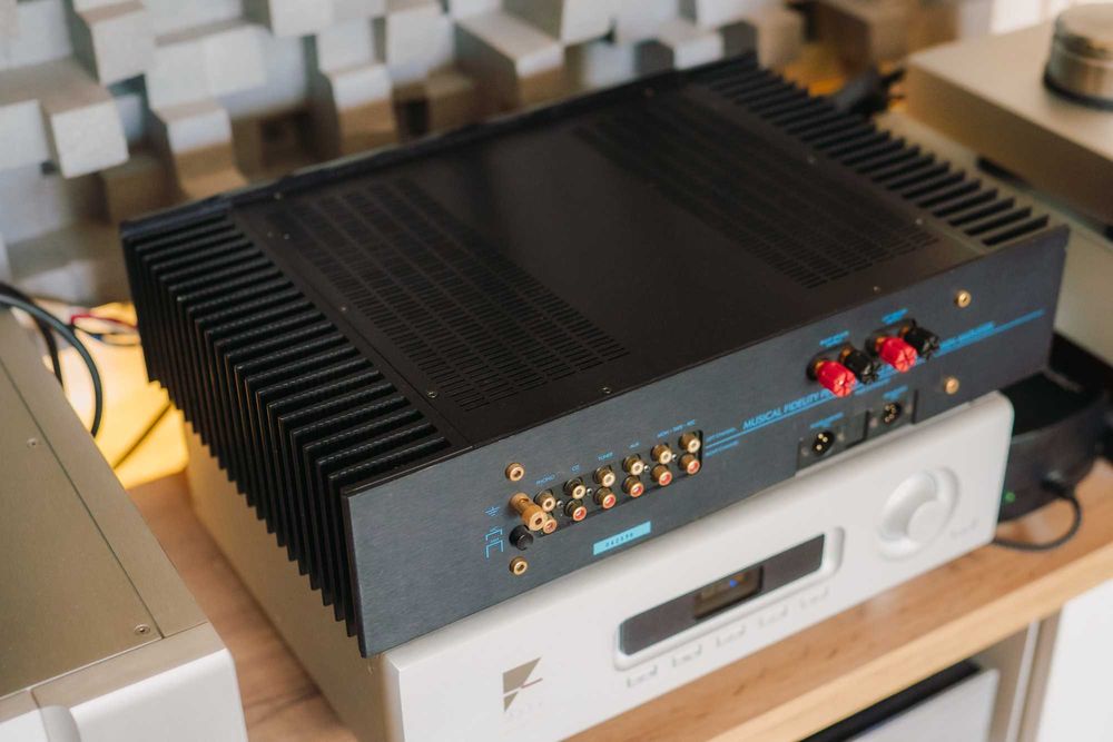 Musical Fidelity Pegasus / A1000 Pure Class A
