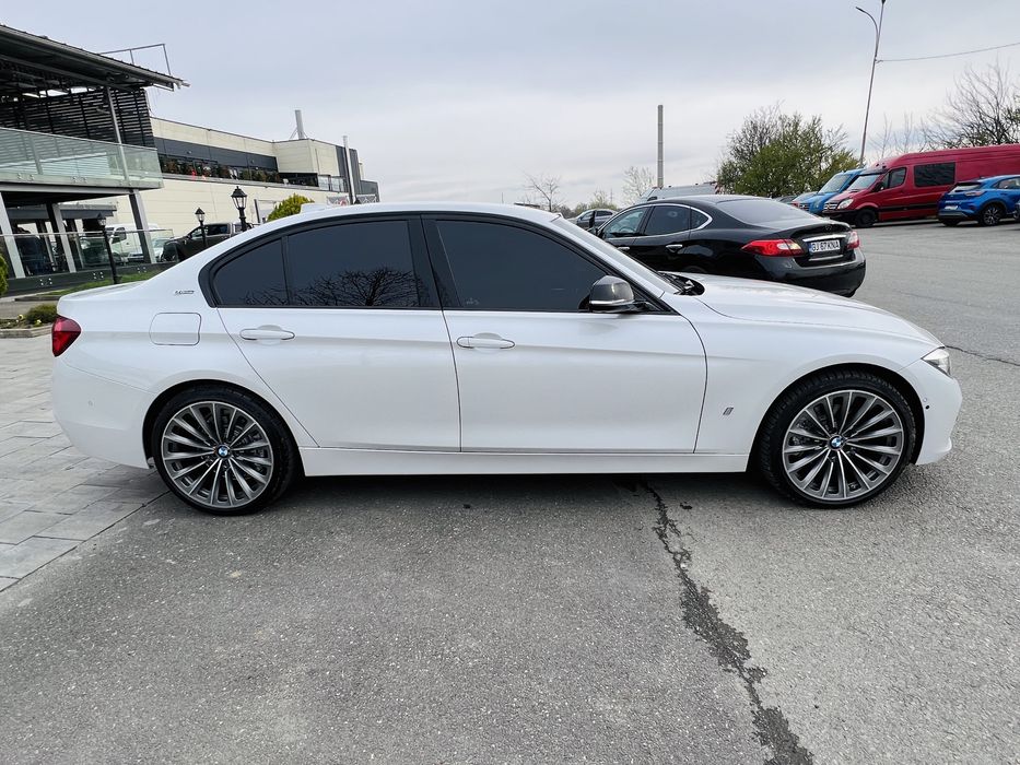 Bmw F30 330 e plug in hybrid