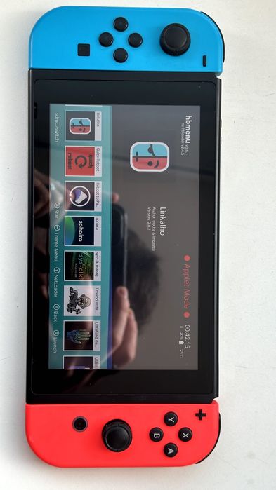 Nintendo Switch V2 с инсталиран PicoFly Modchip