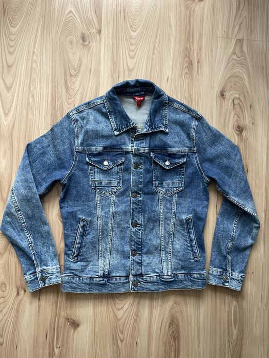 GUESS / мъжко дънково яке S/M