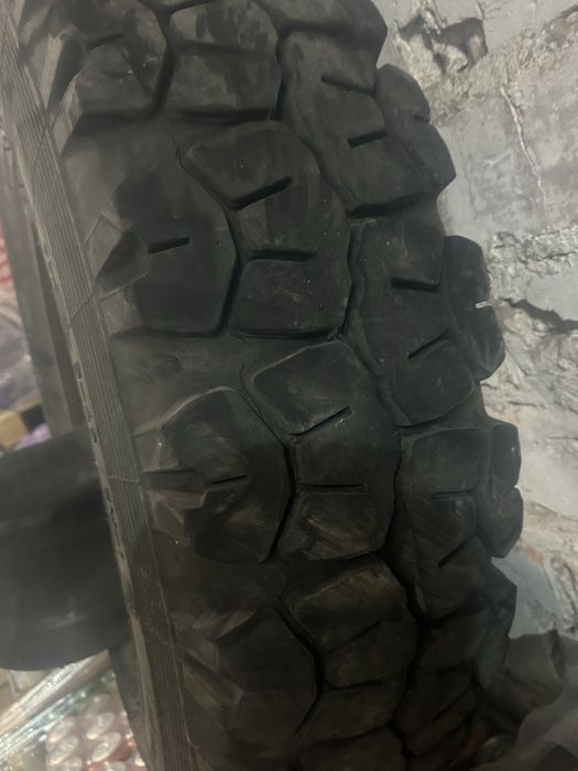 Продам резину на камаз