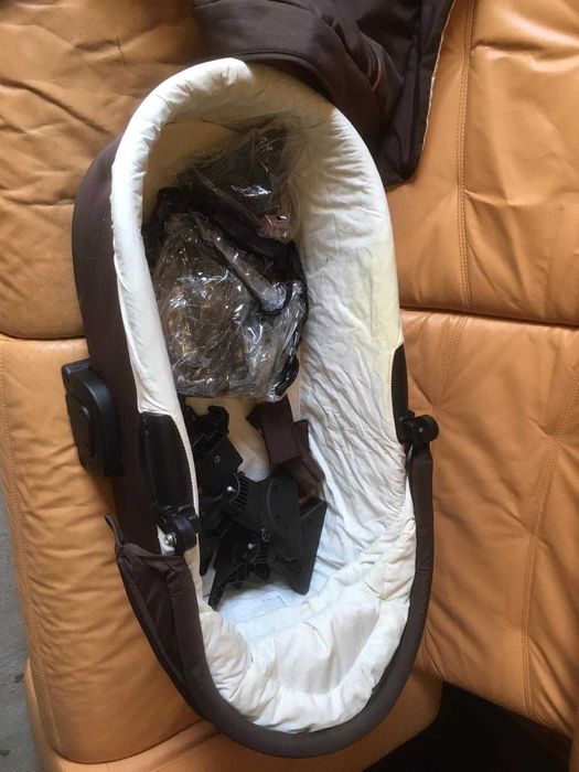 Cărucior pentru copii